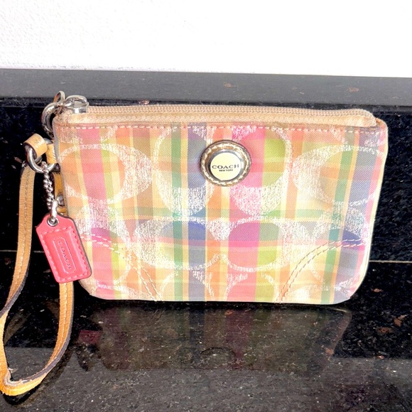COACH Poppy Glam Madras Plaid
Wristlet w/Leather Trim. Hang tag included. - Picture 1 of 11